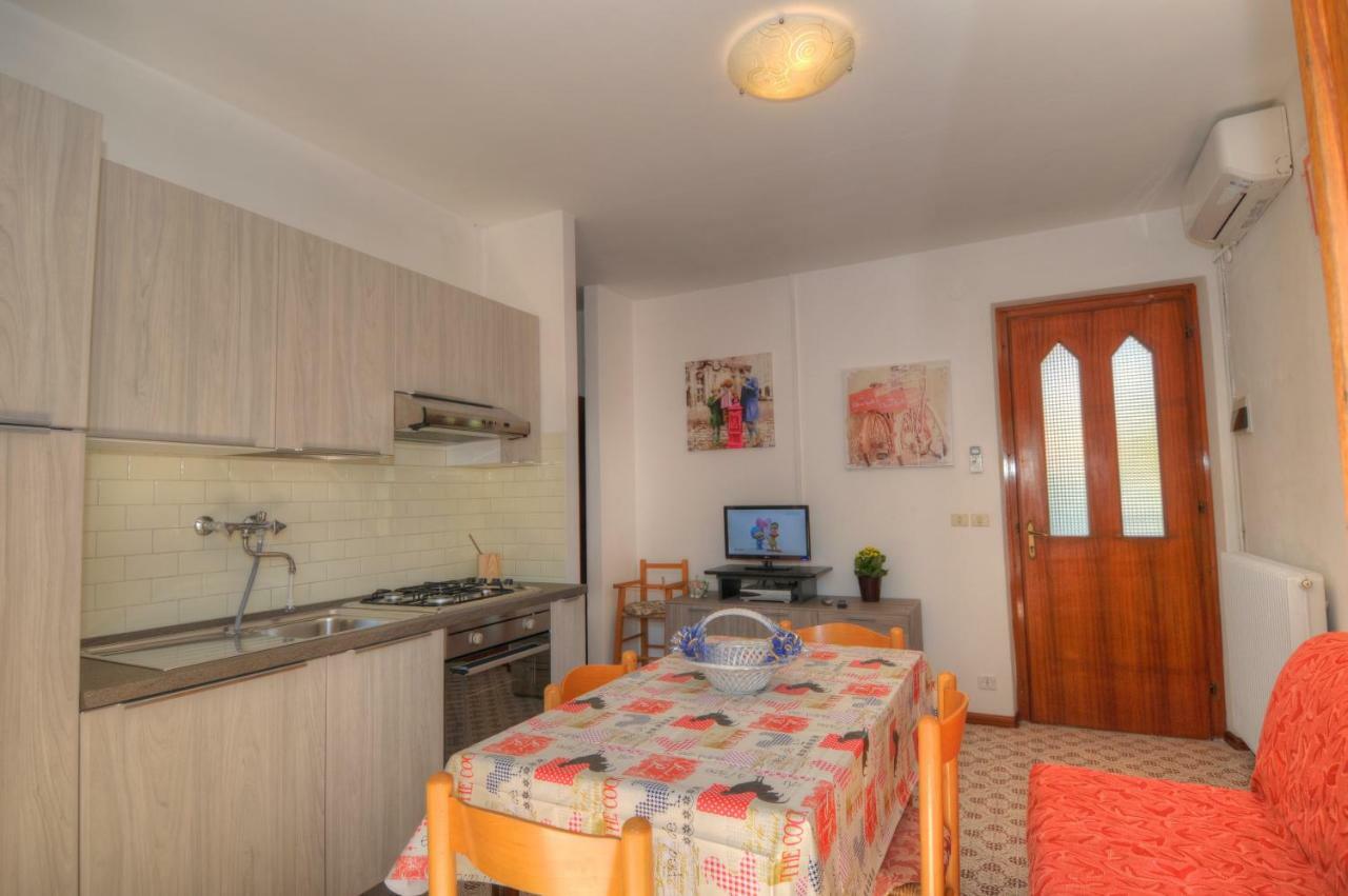 Residence Villa Laura Lignano Sabbiadoro Kültér fotó