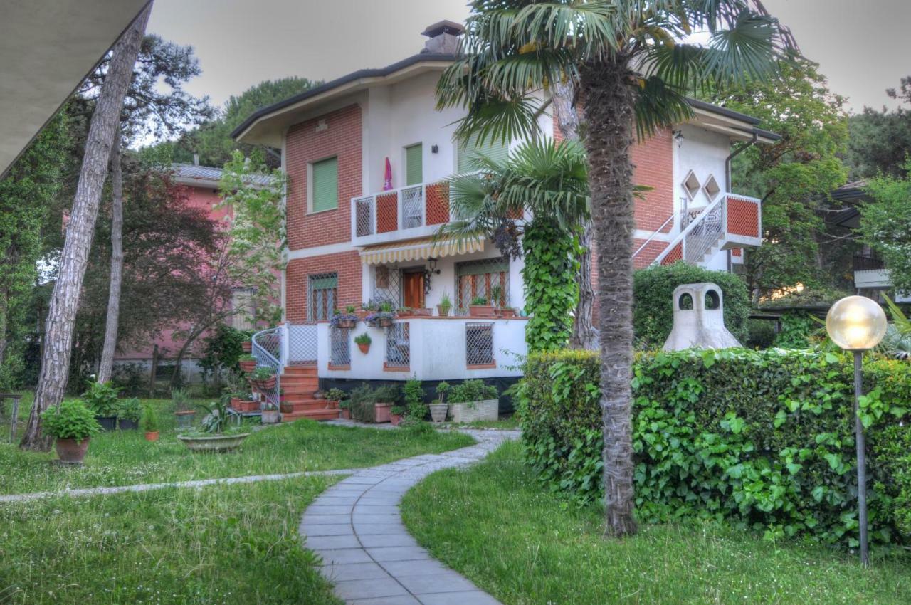Residence Villa Laura Lignano Sabbiadoro Kültér fotó