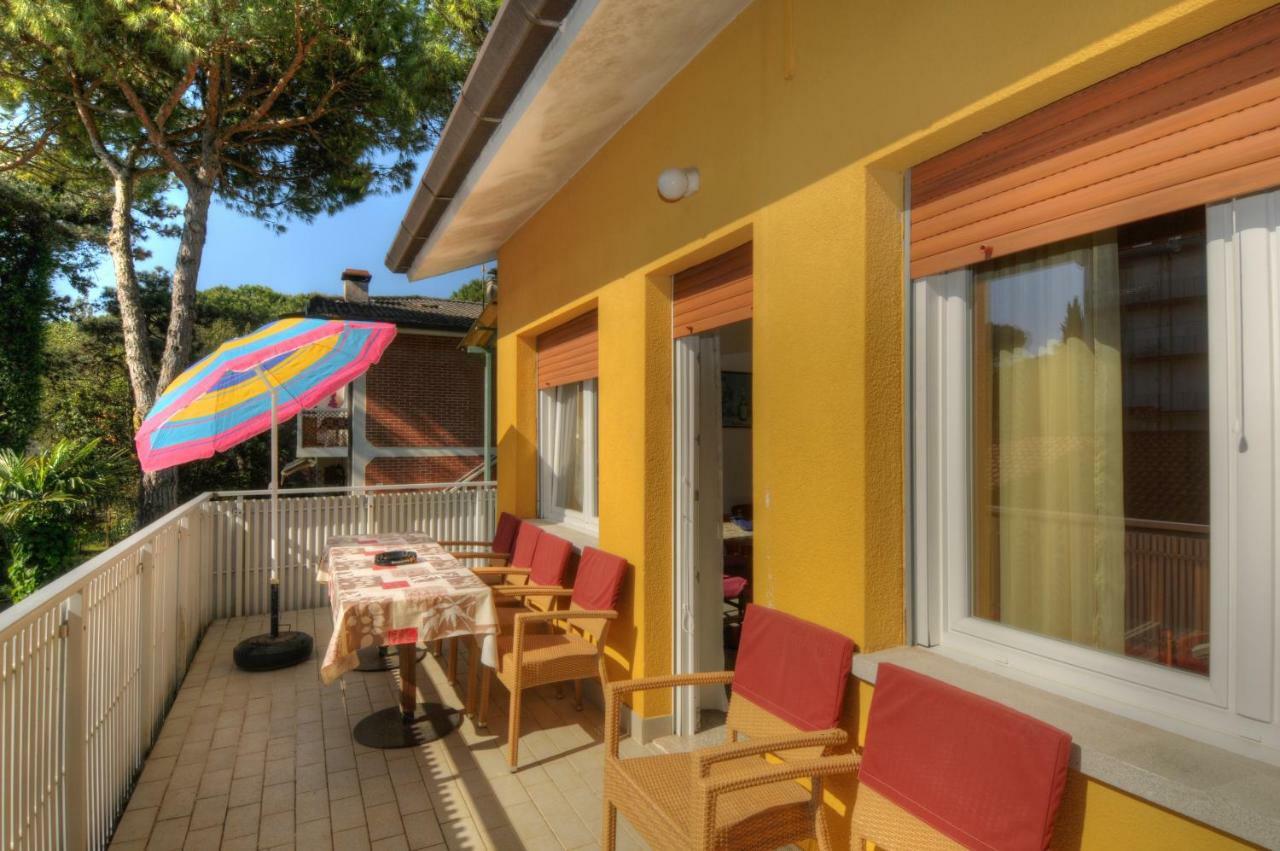Residence Villa Laura Lignano Sabbiadoro Kültér fotó