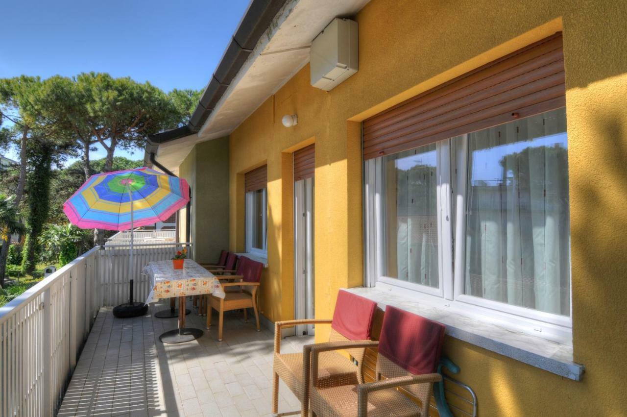 Residence Villa Laura Lignano Sabbiadoro Kültér fotó